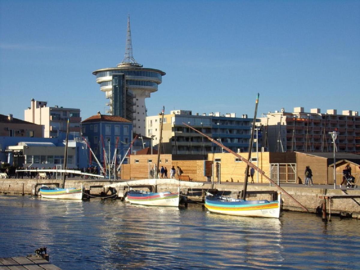 La Comédie de Vanneau - L'Intermède Palavas-les-Flots Exterior foto